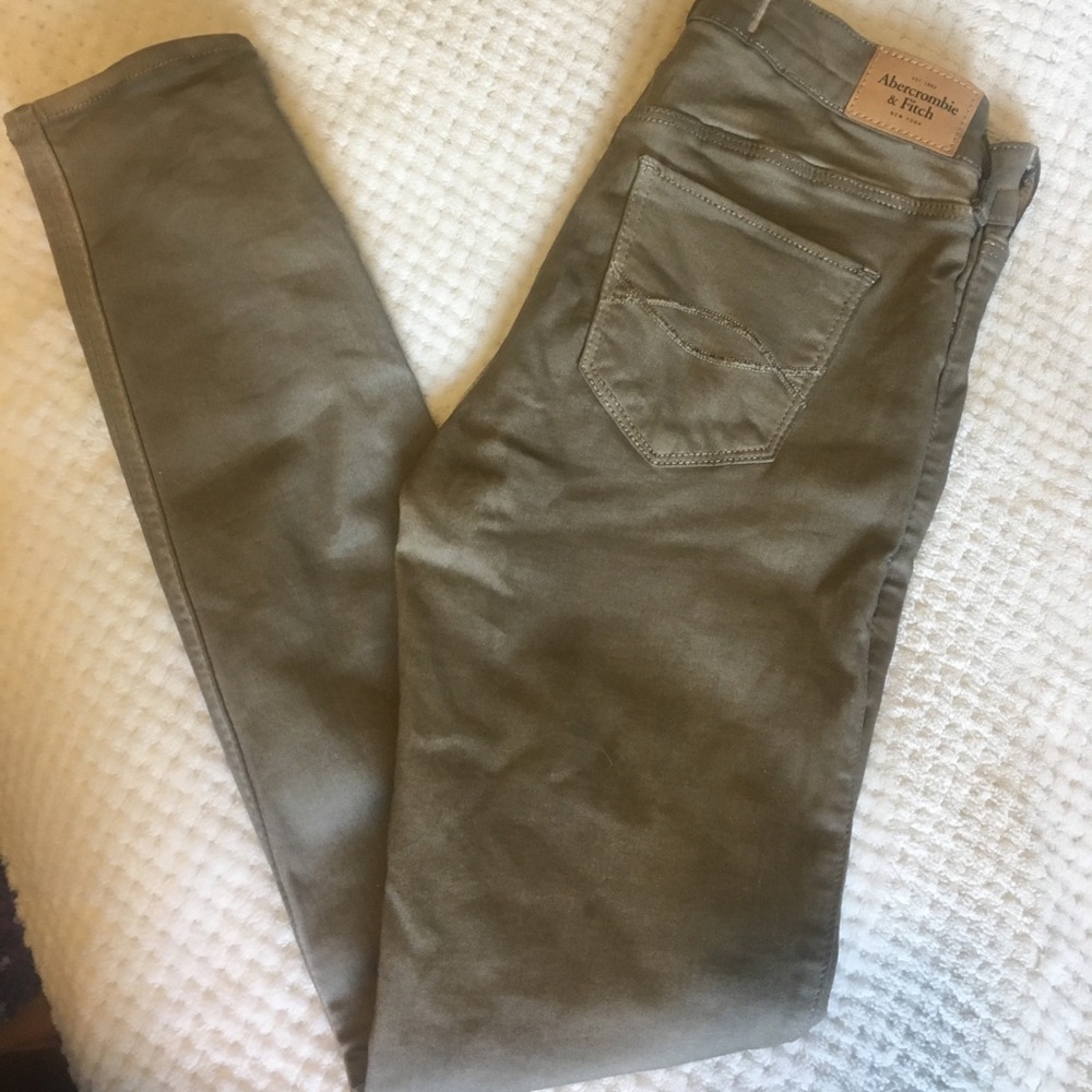 Abercrombie and Fitch skinny jeans